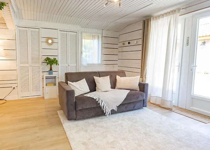 Шале La Parenthese Chambonnaise - Cosy, Wifi Шамбон-сюр-Линьон